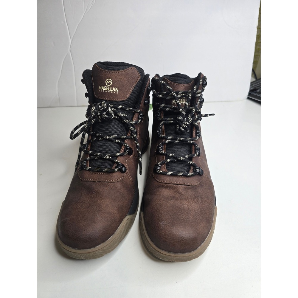 Magellan Outdoors Hiking Boots Mens 8.5 Brown Faux Leather Trail Gorpcore Rugged